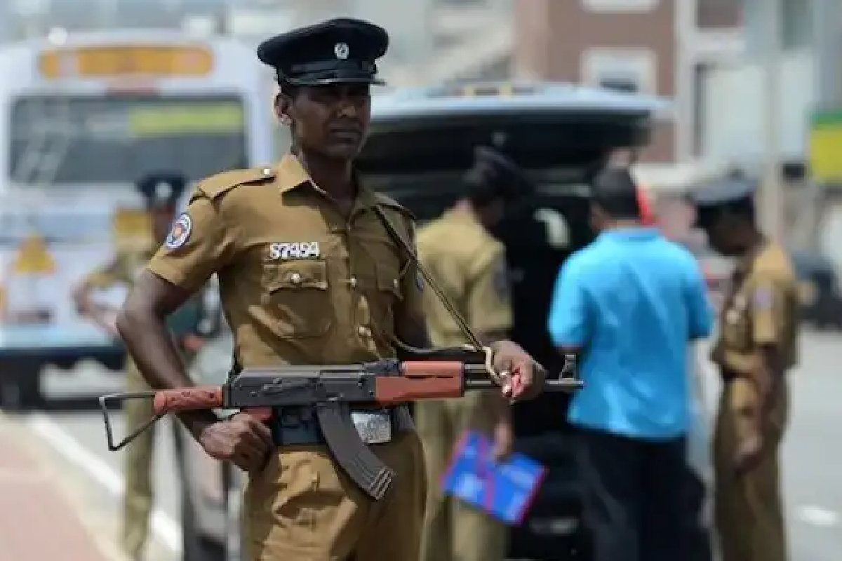 மதுரை நகரில் கைது செய்யப்பட்ட இருவர் ஹெராயின் மற்றும் ஐஸ் உடன் சிறைவாசியான போதைப்பொருள் வியாபாரியைப் பார்வையிடவந்தனர்