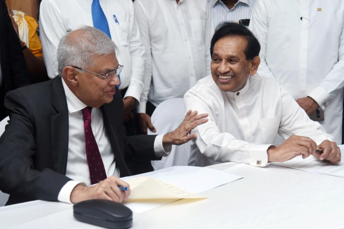 முன்னாள் மത்స்யவள்ளல் அமைச்சர் சேனரத்ன ஊழல் குற்றச்சாட்டில் கைது