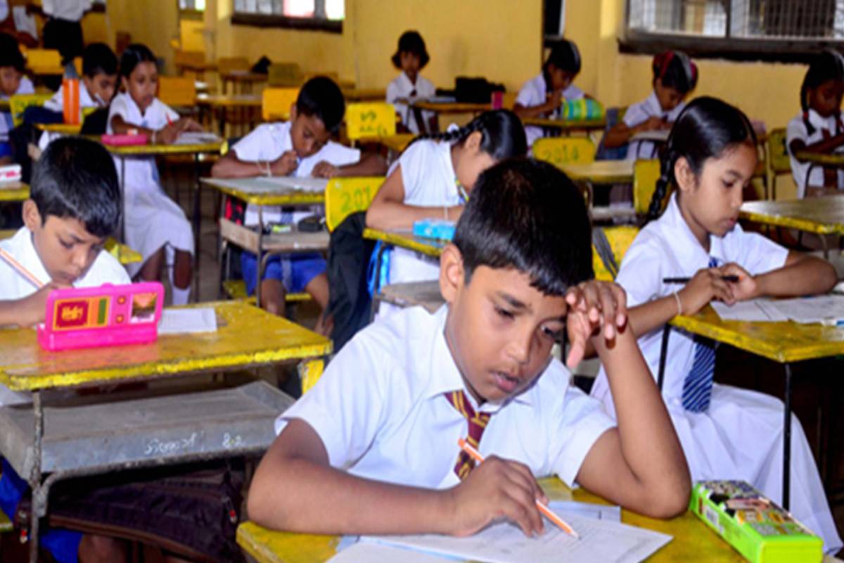 5ம் வகுப்பு বৃत்தி தேர்வு விடையெழுத்துத் த稿 மறுஆய்வின் கீழ் உள்ளது