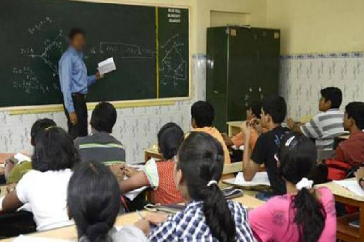 இலங்கை 2026 A-Level தேர்வுக்கு முன்னர் சிறப்பு பயிற்சி வகுப்புகளை தடை செய்தது