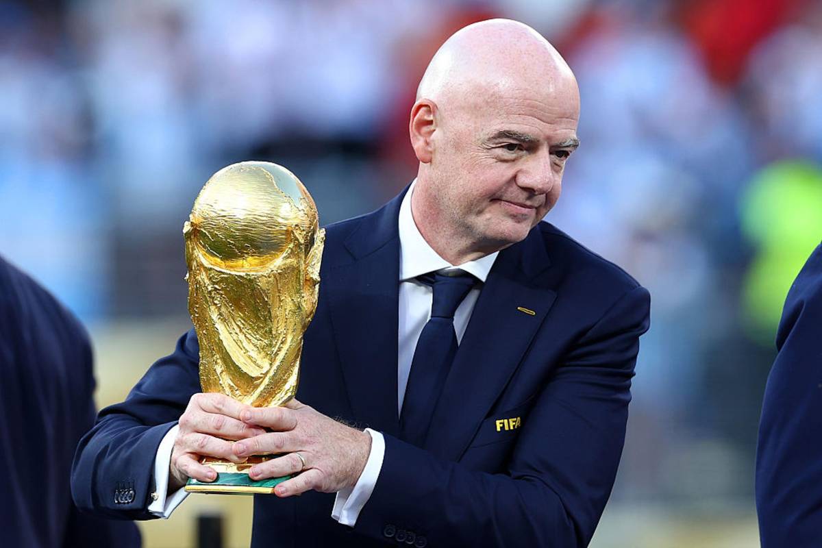 இங்கிலாந்து கால்பந்து சங்கம் FIFA தலைவர் இনফান்டினோவுக்கான ஆதரவை திரும்பப் பெறுகிறது