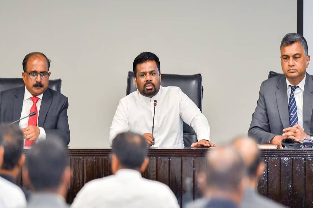 வடக்கு, கிழக்கு காணிகளை விரைவில் மக்களுக்கு விடுவிப்பது குறித்து ஜனாதிபதி அநுர அறிவுறுத்தல்