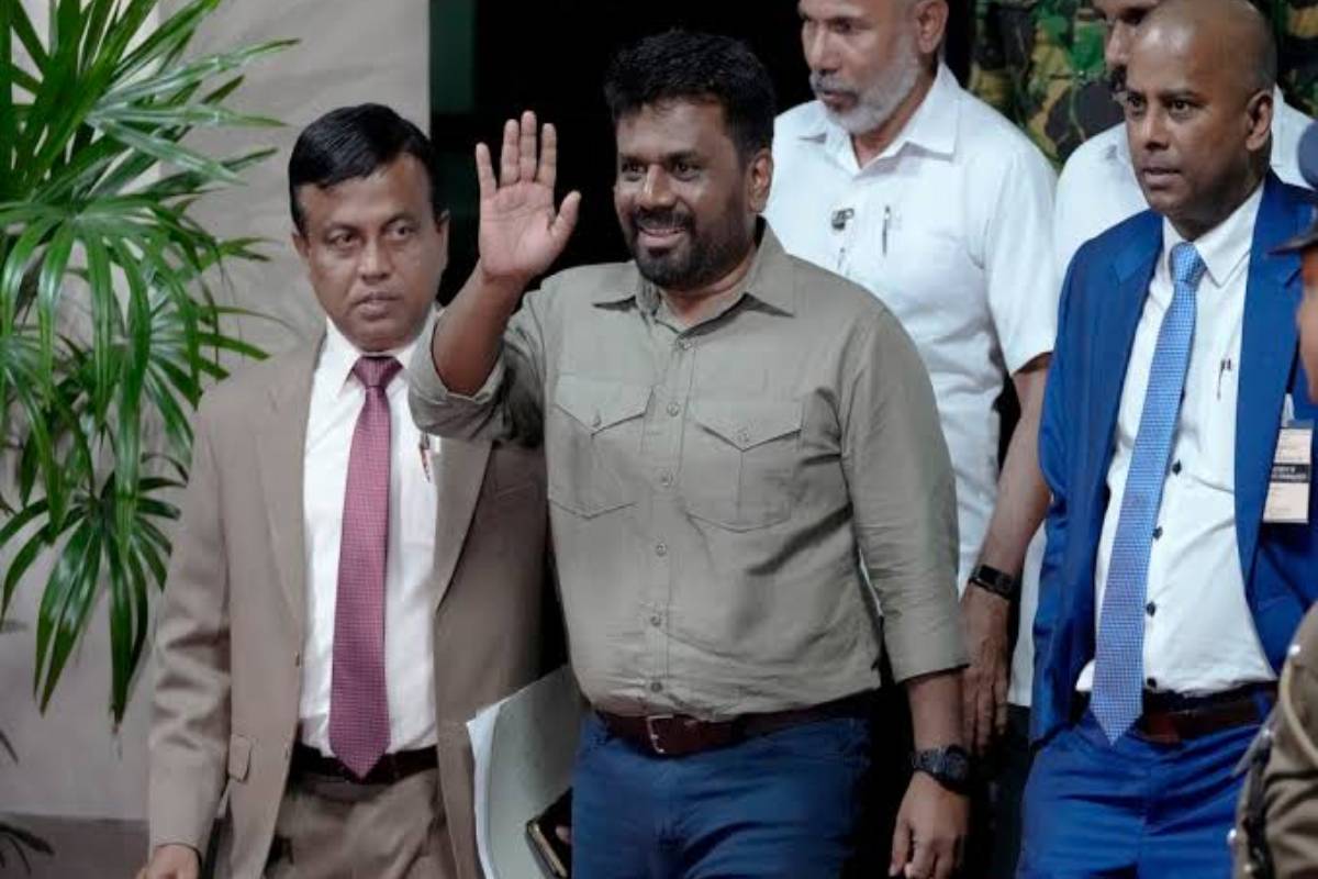அசுர வேகத்தில் கோடீஷ்வரர்களாக மாறும் அநுர அரசாங்கத்தின் அமைச்சர்கள்! வெளியாகும் தகவல்