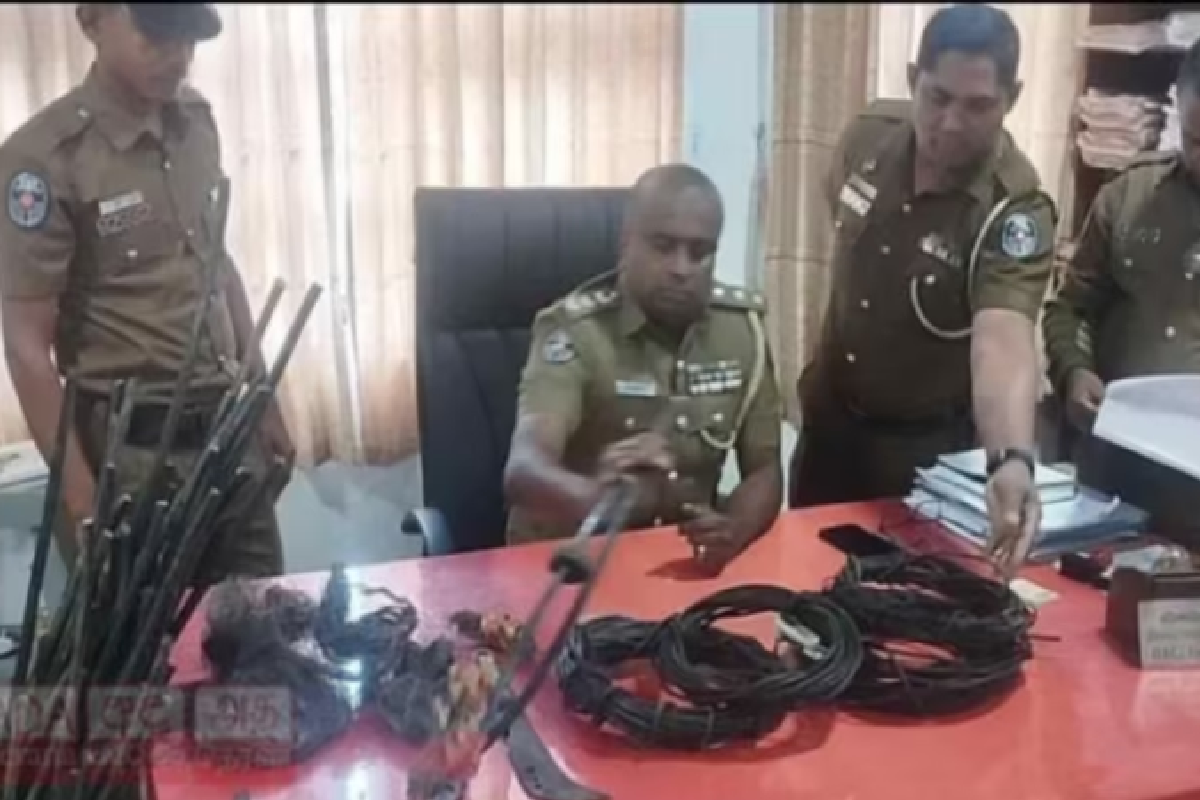 நுவரඑલියாவில் தொலைதொடர்பு கேபிள்களிலிருந்து செப்பு கம்பிகளை盗theft செய்ததற்காக இருவர் கைது செய்யப்பட்டனர்