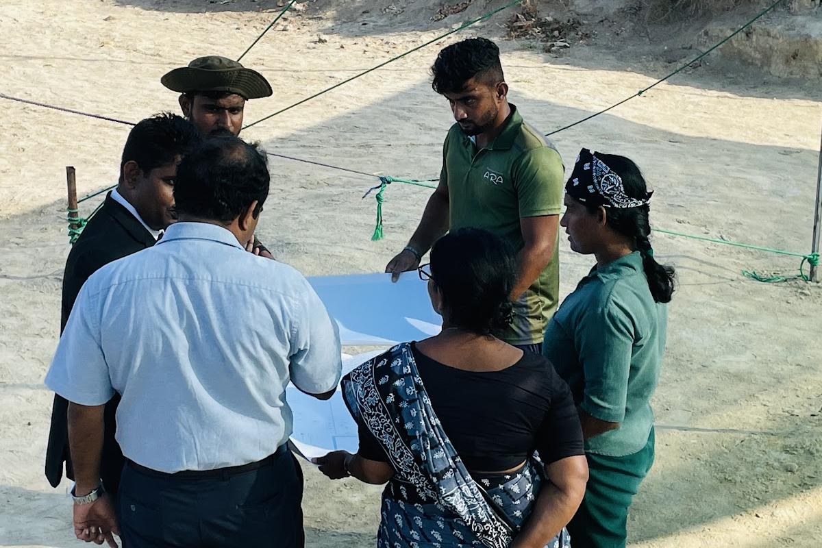 கனடা தூதரின் குழு முல்லைத்திவு உtomass무덤 தளத்திற்கான அணுகல் மறுக்கப்பட்டது
