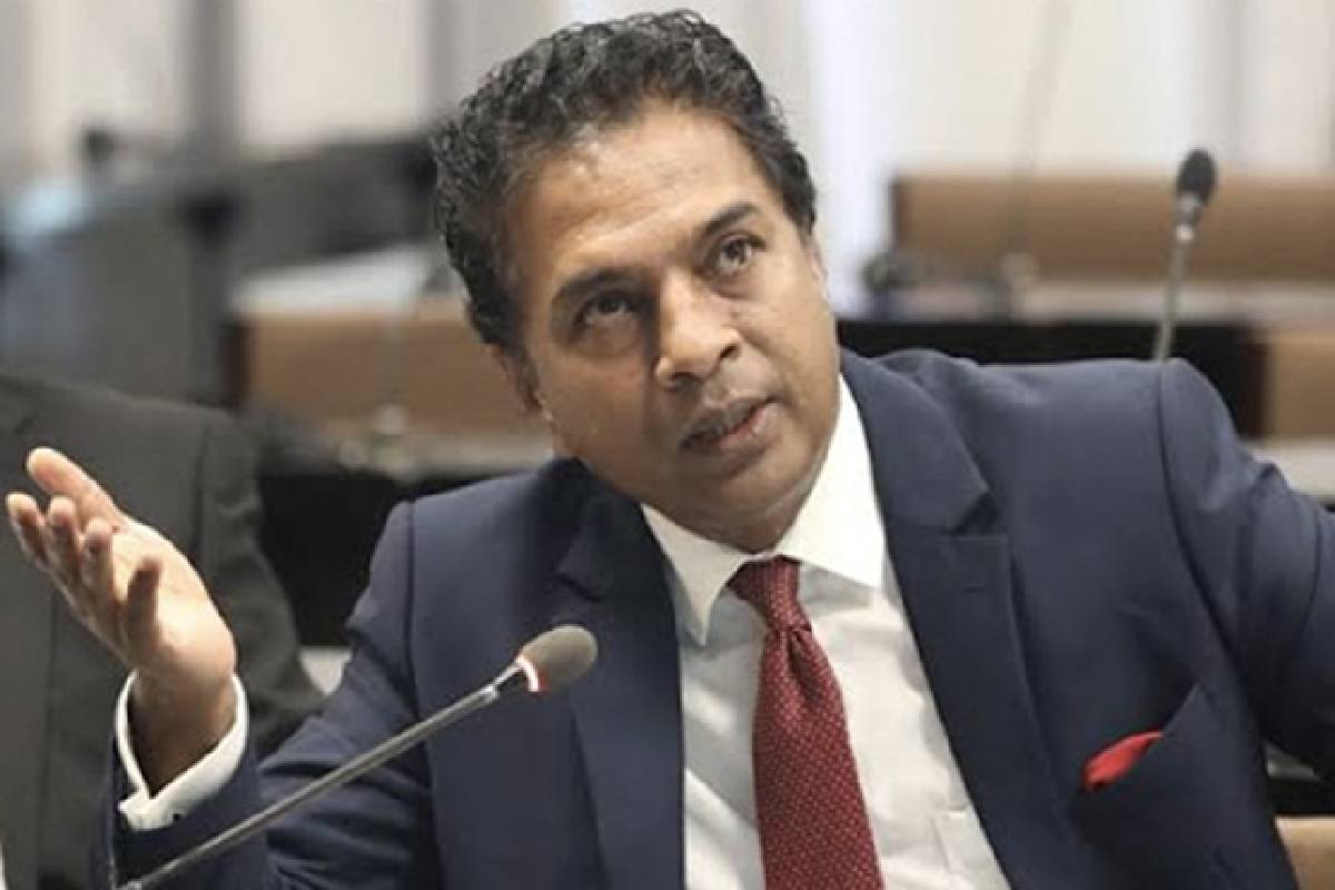 எதிர்க்கட்சி தலைவர் சர்ச்சைக்குரிய காவல்துறை தலைமை கமிஷனர் கருத்துக்கள் தொடர்பாக விசாரணைக்கு க召唤