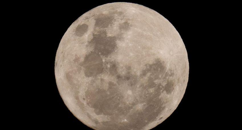 SpaceX Rocket Stage Impacts Moon's Surface; NASA Confirms No Earth Risk