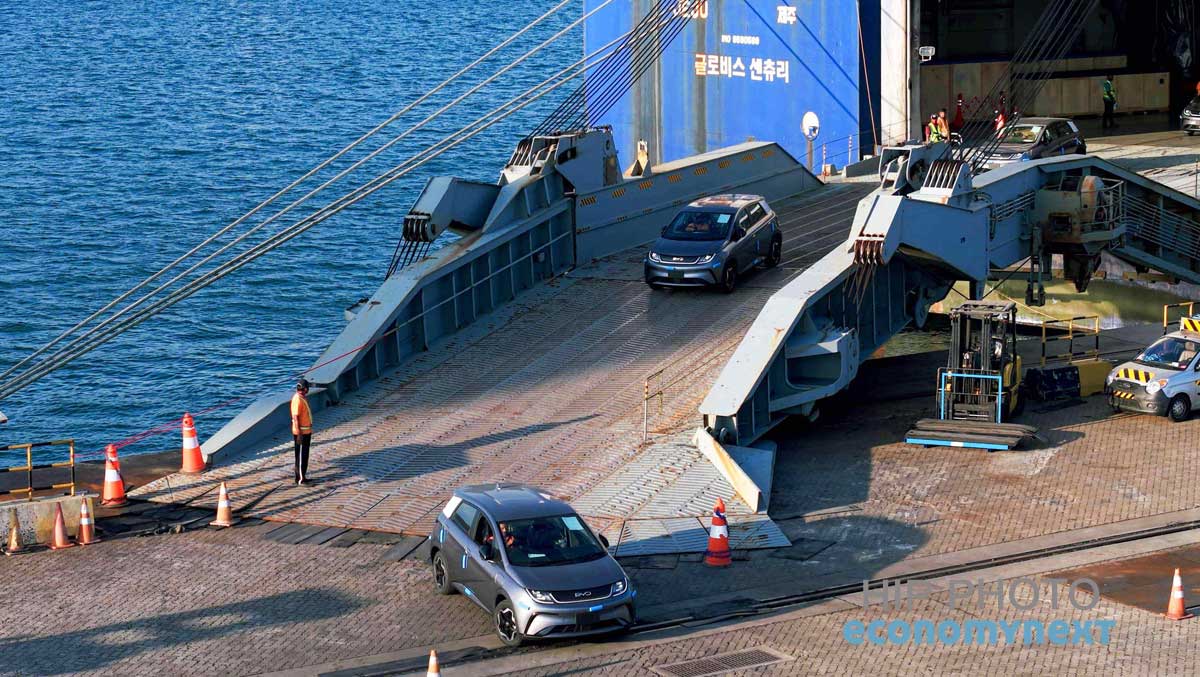 Sri Lanka Customs Surpasses Revenue Targets for Eighth Consecutive Month