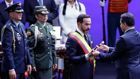 US pledges $1 billion security package to Colombia's new right-wing president