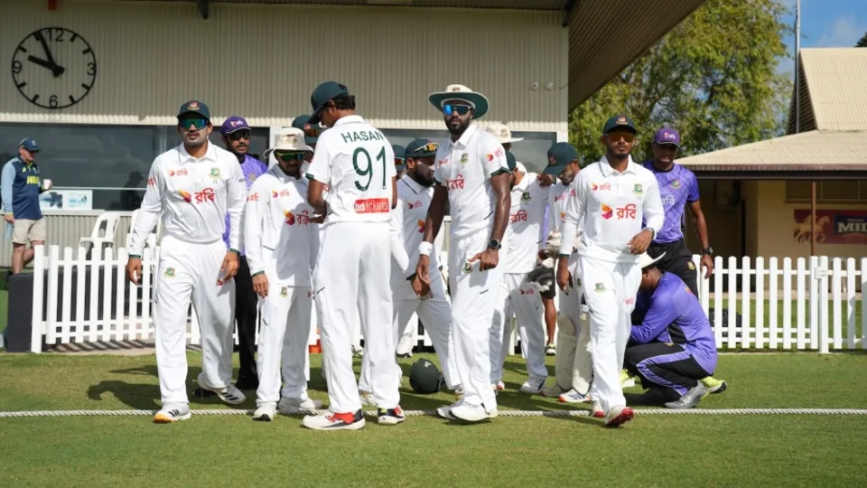 Bangladesh Collapses for 54 in Test Warm-up as Young Thompson Dominates