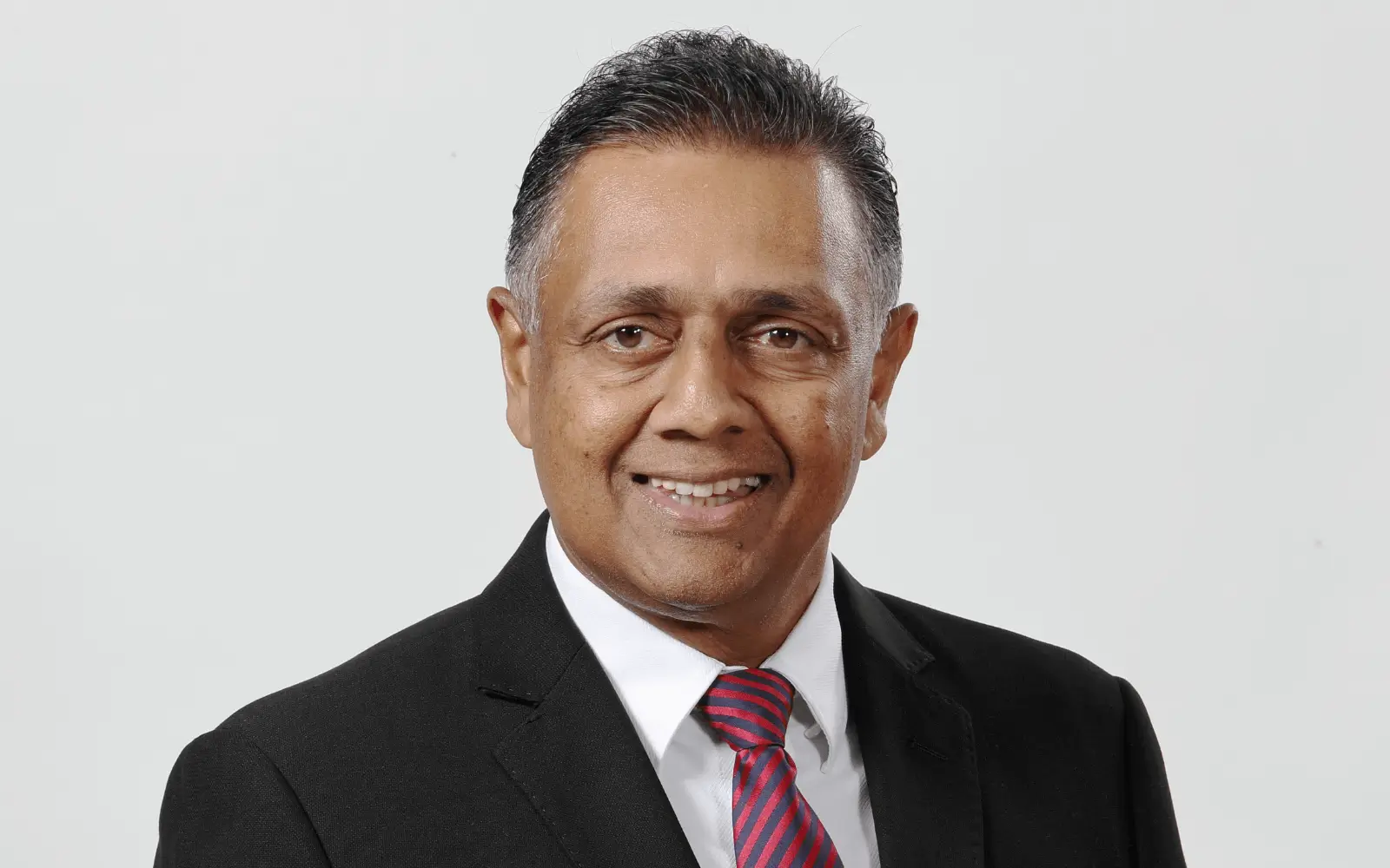 DFCC Bank Completes Acquisition of Standard Chartered Sri Lanka's Retail and Wealth Banking Operations