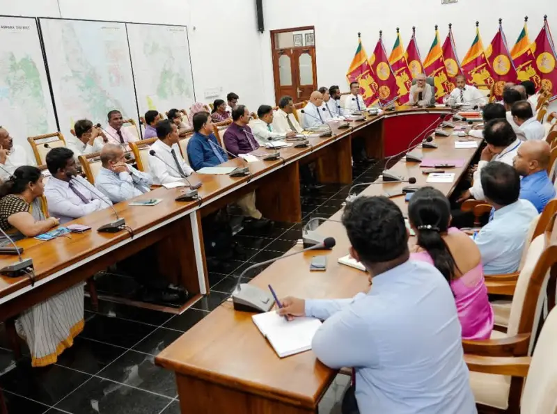 கிழக்குப் மாகாணம் புதிய முதன்மை செயலாளரை மாகாண அதிகாரிகளுக்கு அறிமுகப்படுத்துகிறது