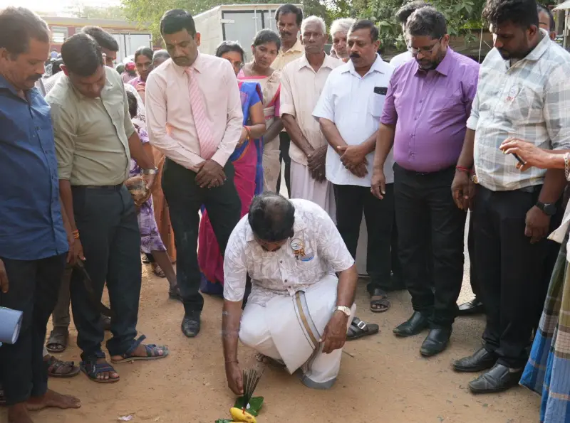 கிளிநொச்சி திருநகர் வீதி மற்றும் கண்ணன் கோவில் வீதி 236 மில்லியன் ரூபாய் செலவில் அபிவிருத்தி.