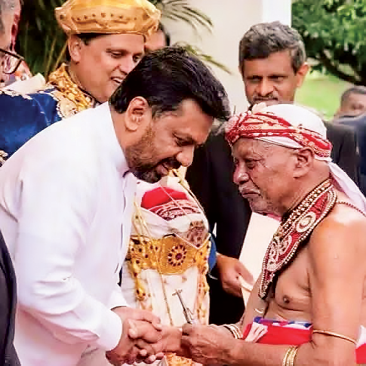 රජෙකැයි අපට නොසිතෙන මහ රජාණෝ…!