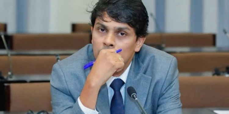 අර්ච්චුනාගේ මන්ත්රී ධුරය ගැන ඉල්ලීමක්