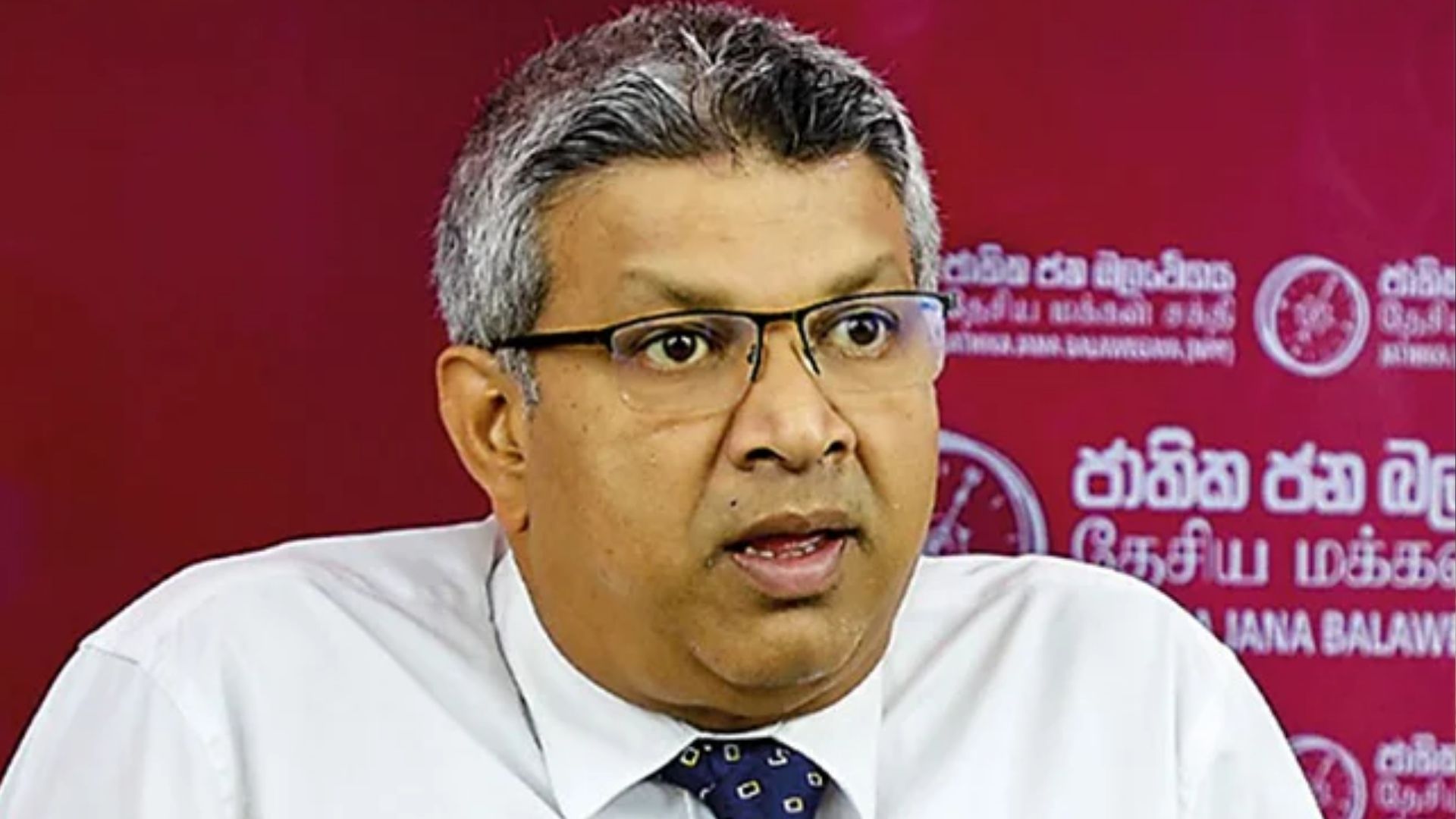බන්ධනාගාර තදබදයට එකවර විසදුම් ලබාදිය නොහැකි බව අධිකරණ ඇමති කියයි