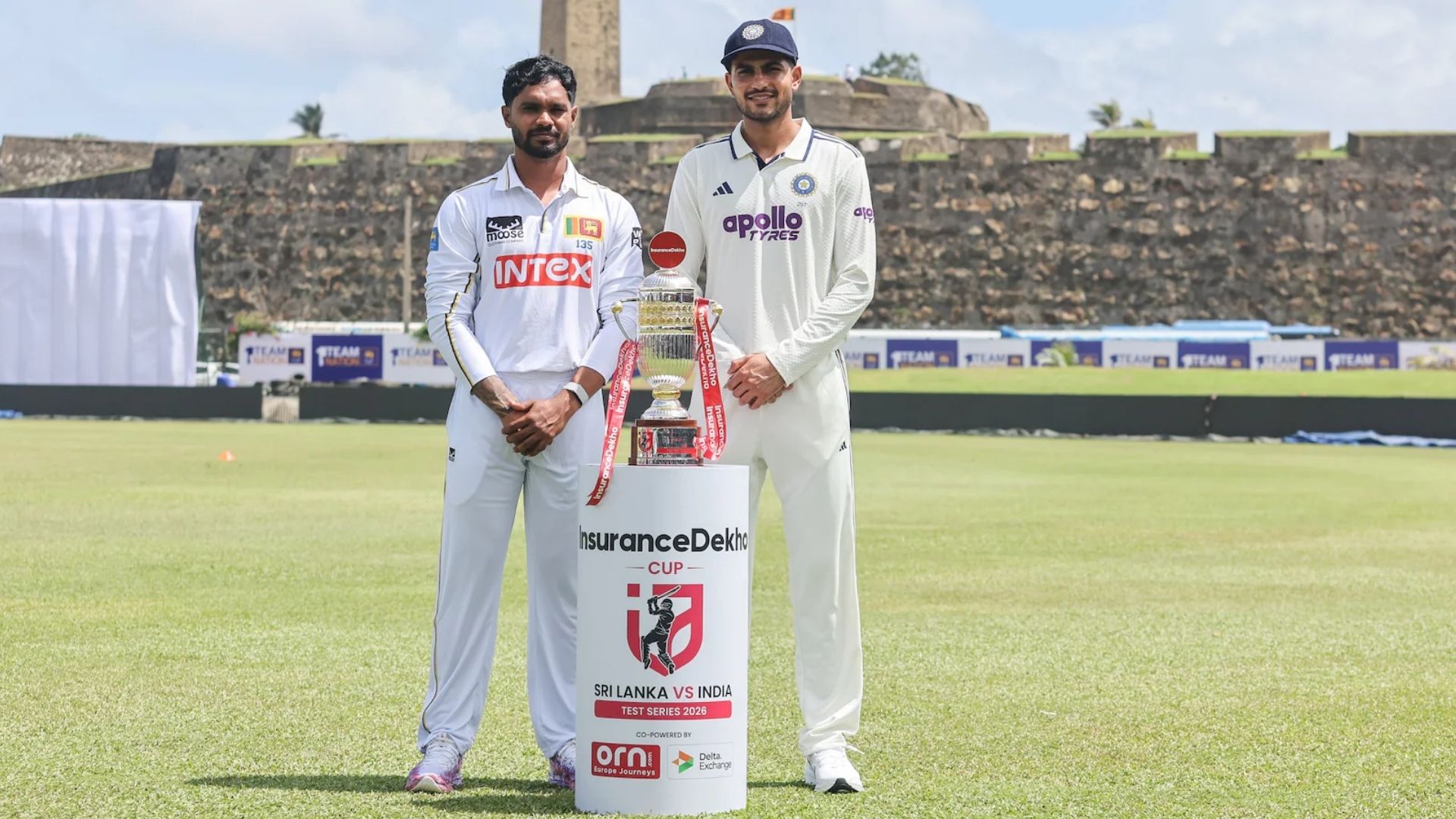ශ්රී ලංකාවට එරෙහි ඉopening ටෙස්ටුවෙහි ඉන්දියා කැට පරීක්ෂණයෙන් ජයග්රහණ කරගෙන පළමුවෙන්ම පිතිකරන ලෙස තෝරාගැනීම