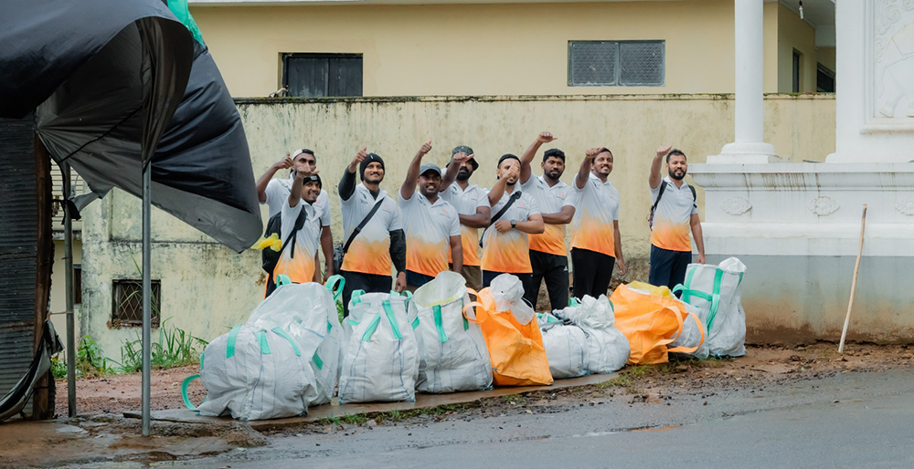 Siyapatha Finance Completes Annual Sri Pada Cleaning Initiative