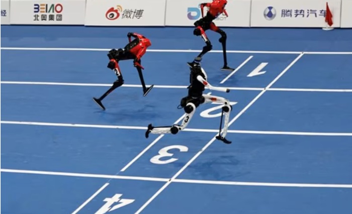 Chinese Humanoid Robot Sets Second 100-Metre Record in Two Days at Beijing Games