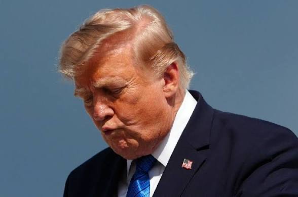 Trump Halts Iran Strikes in Bid for Rapid Diplomatic Deal