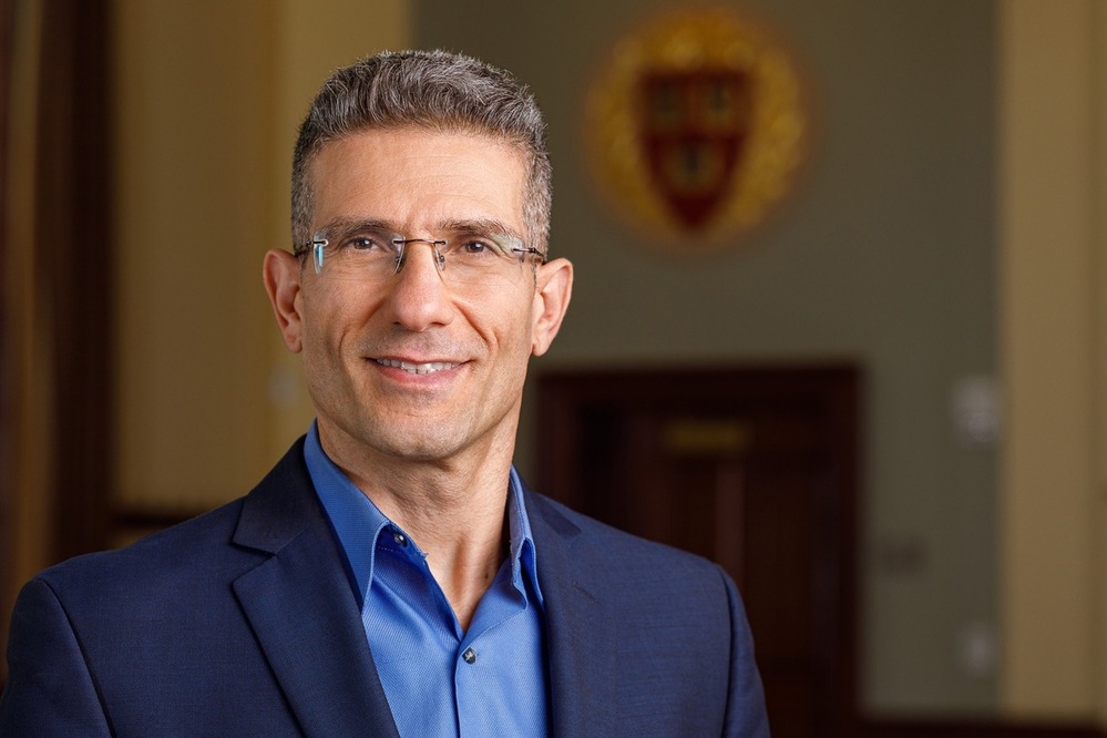 Harvard Business School Professor to Lead Executive Leadership Program in Colombo