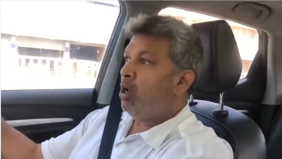 Viral Video of Justice Minister Driving While Speaking Confirmed to Be Three Years Old